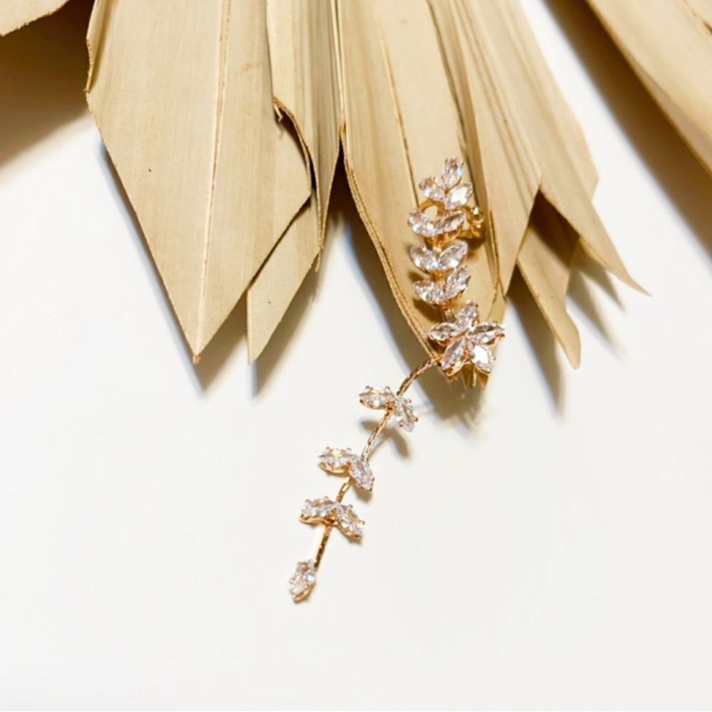 Flower statement ear cuff #193 - Picture 3 of 6
